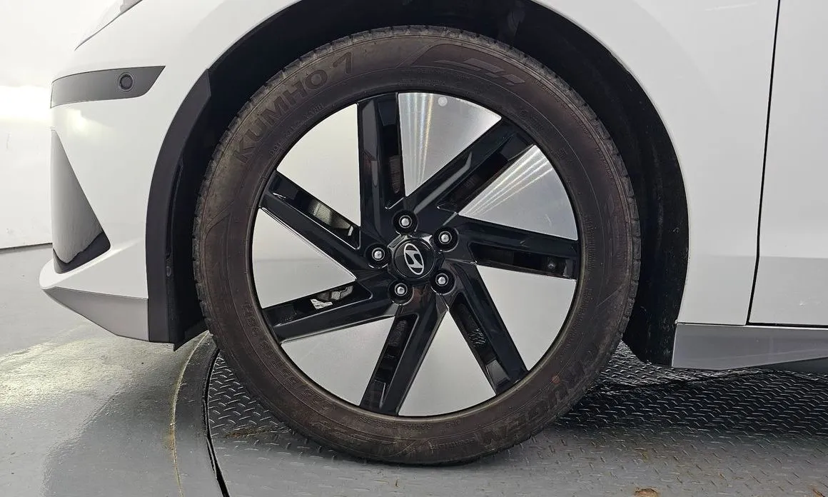 Hyundai Ioniq6 2023 из KR, фото 3