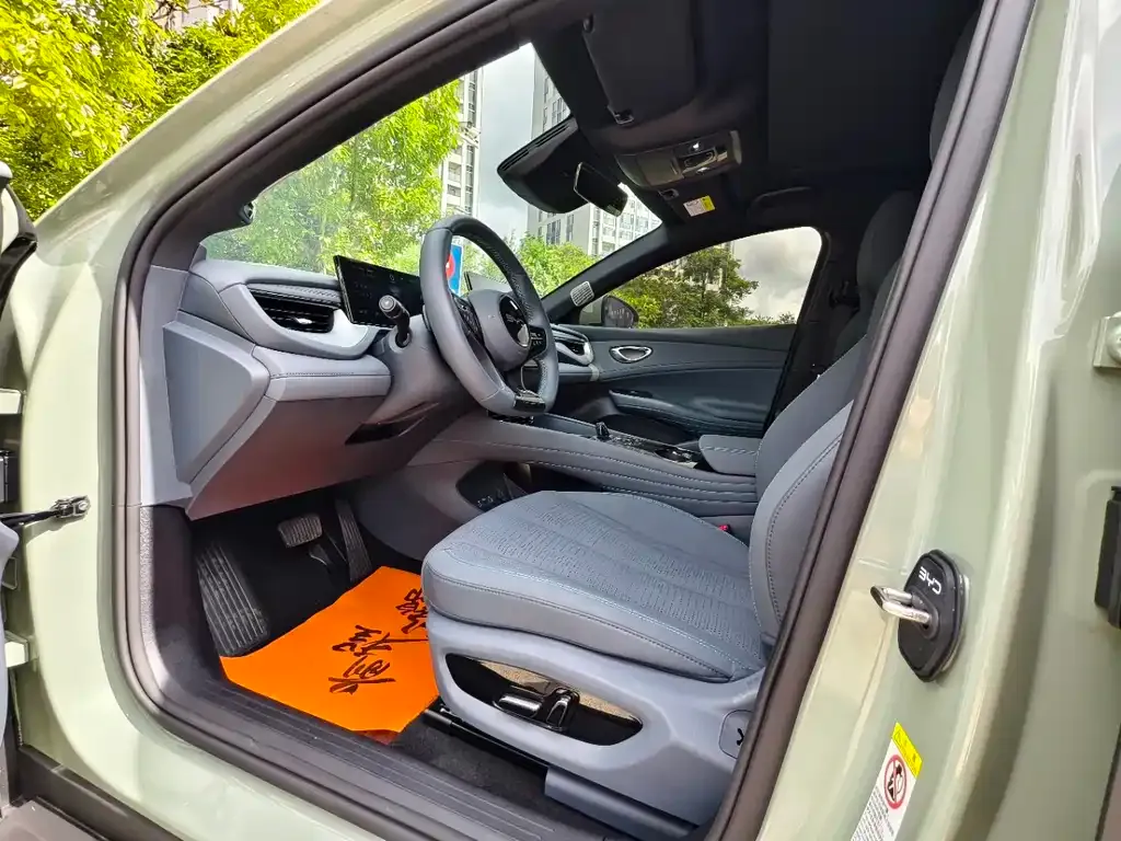 BYD Seal 06GT — фото 7