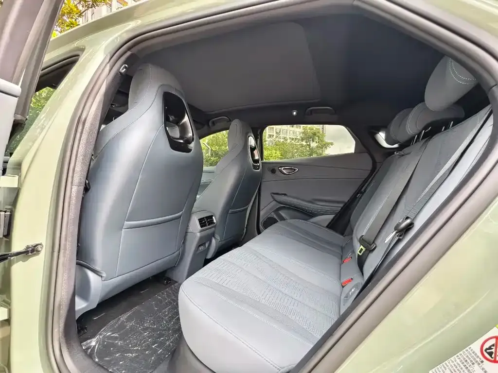 BYD Seal 06GT — фото 4