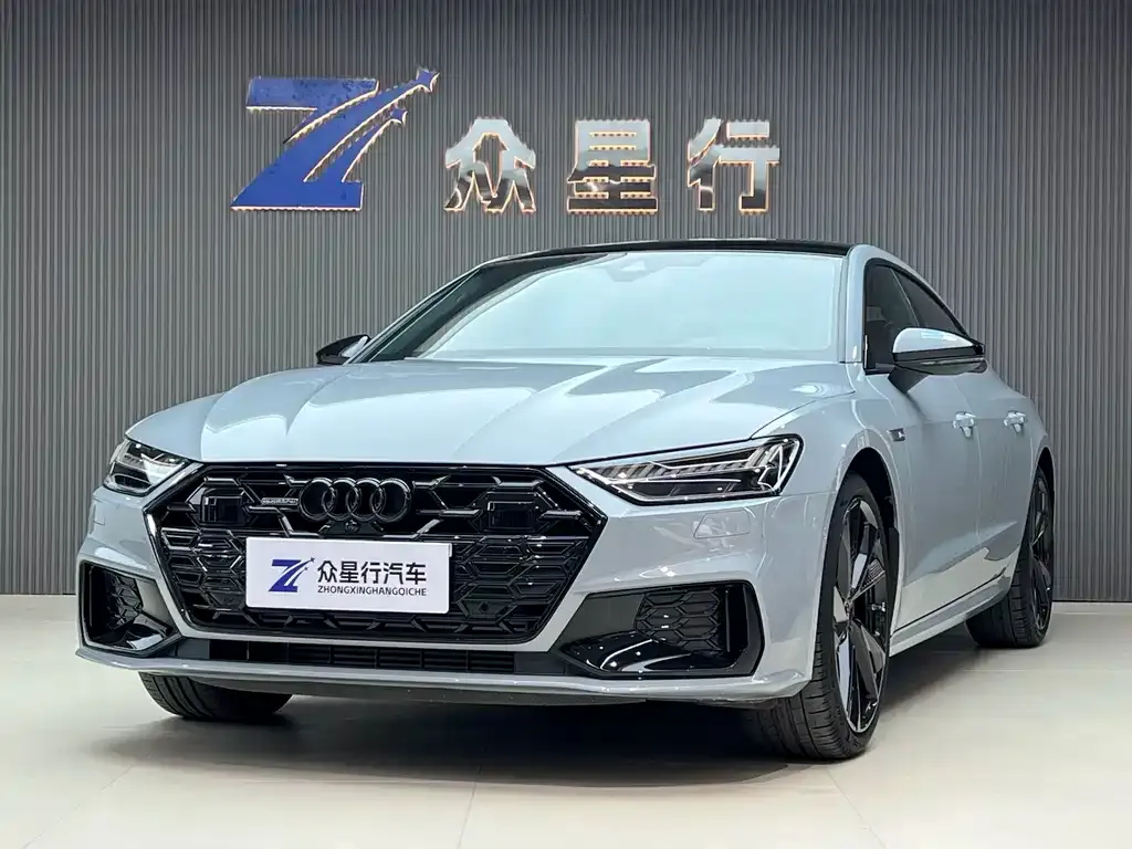Audi A7L — фото 1