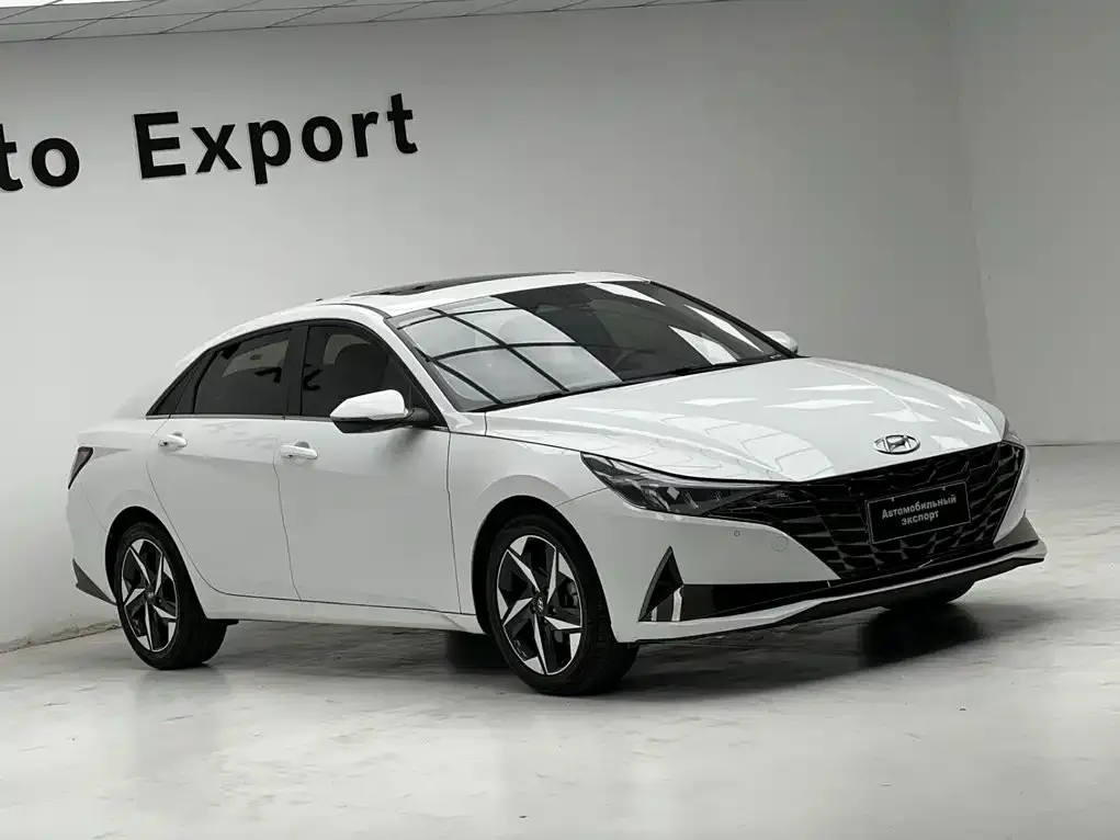 Hyundai Elantra — фото 9