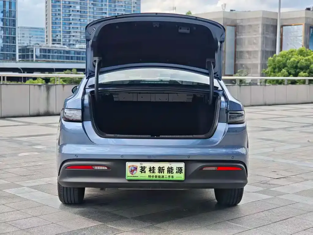BYD Seal 05 DM-i — фото 3