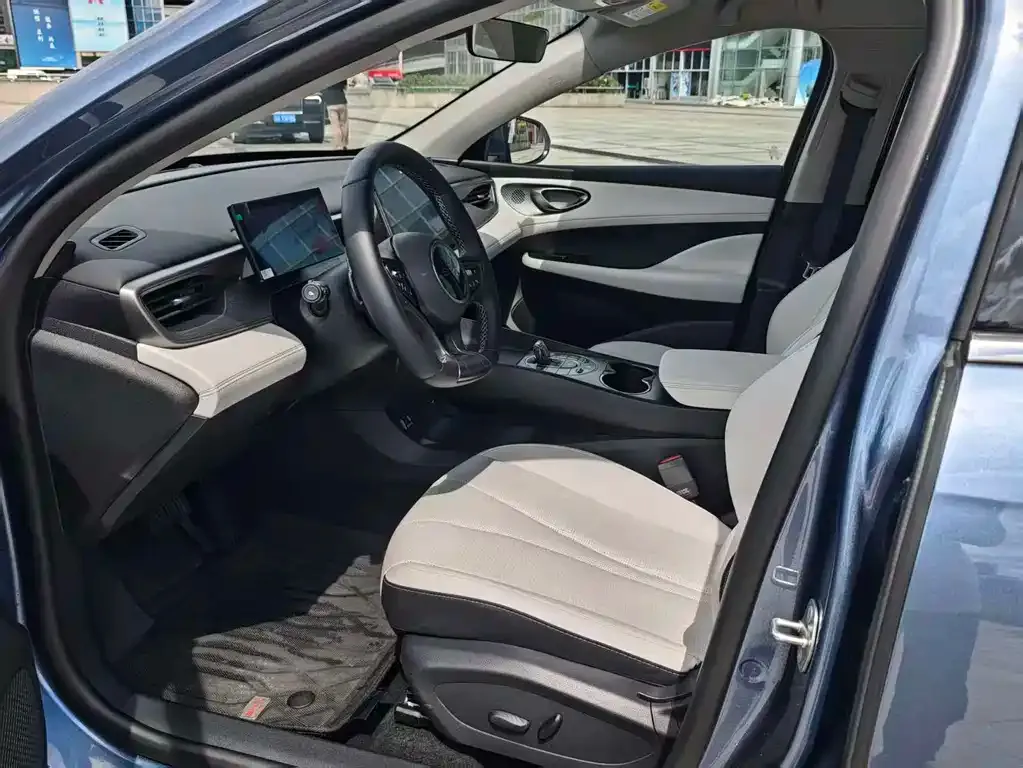BYD Seal 05 DM-i — фото 4