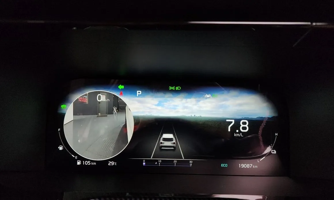Kia Sorento — фото 9