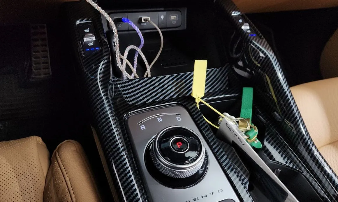Kia Sorento — фото 6