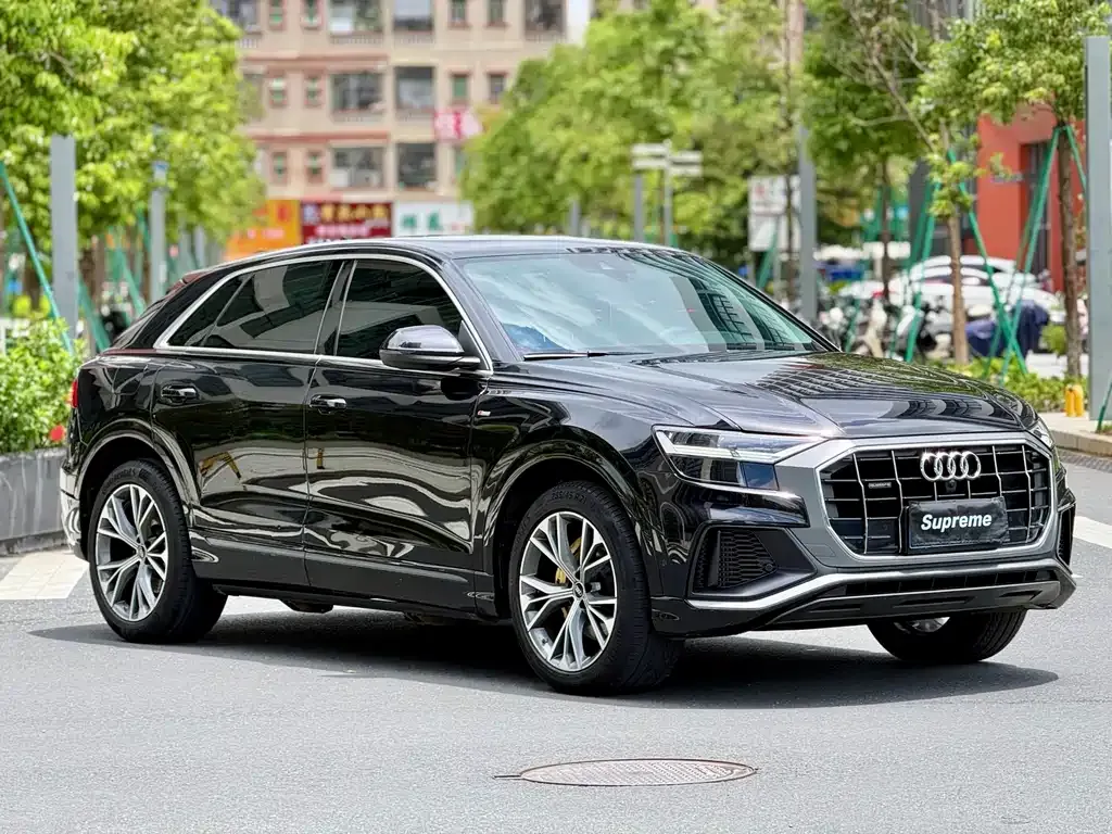Audi Q8 — фото 5
