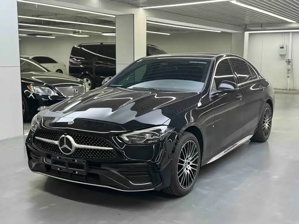 Mercedes-Benz C-Class — фото 1