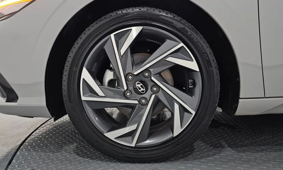 Hyundai AVANTE — фото 6