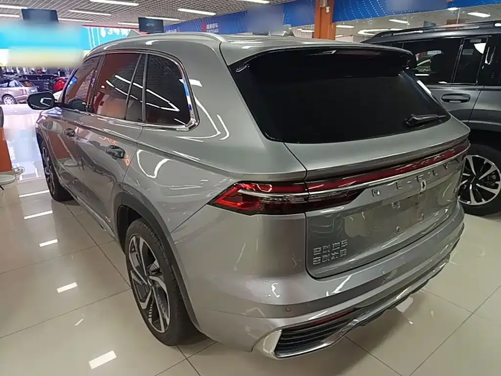 Geely Xingyue L — фото 4