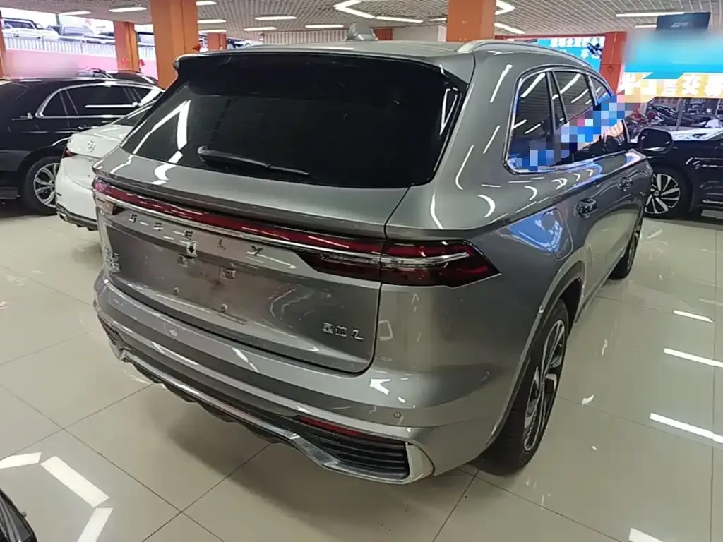 Geely Xingyue L — фото 7