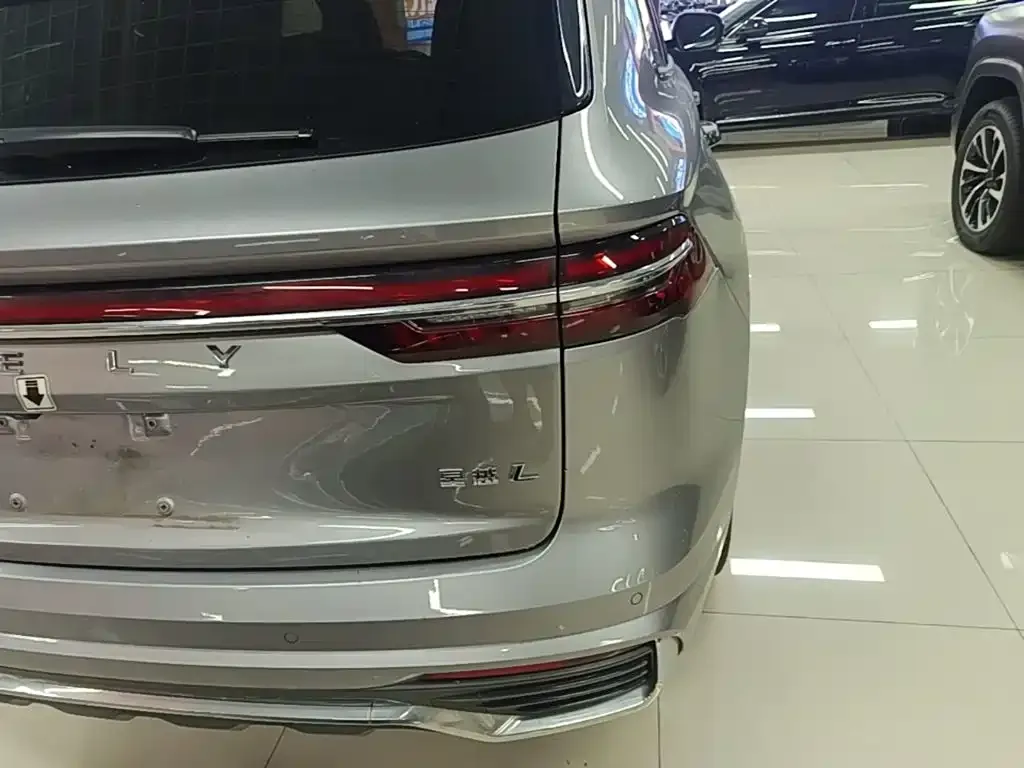 Geely Xingyue L — фото 2