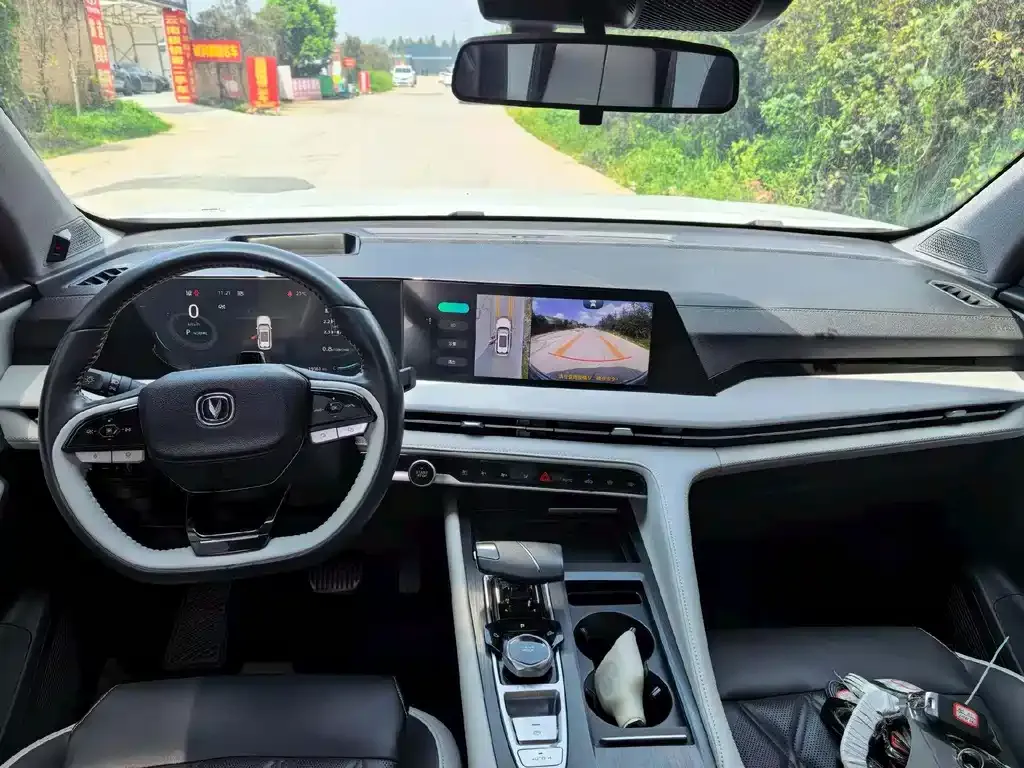 Changan CS75PLUS 2024 из CN, фото 2