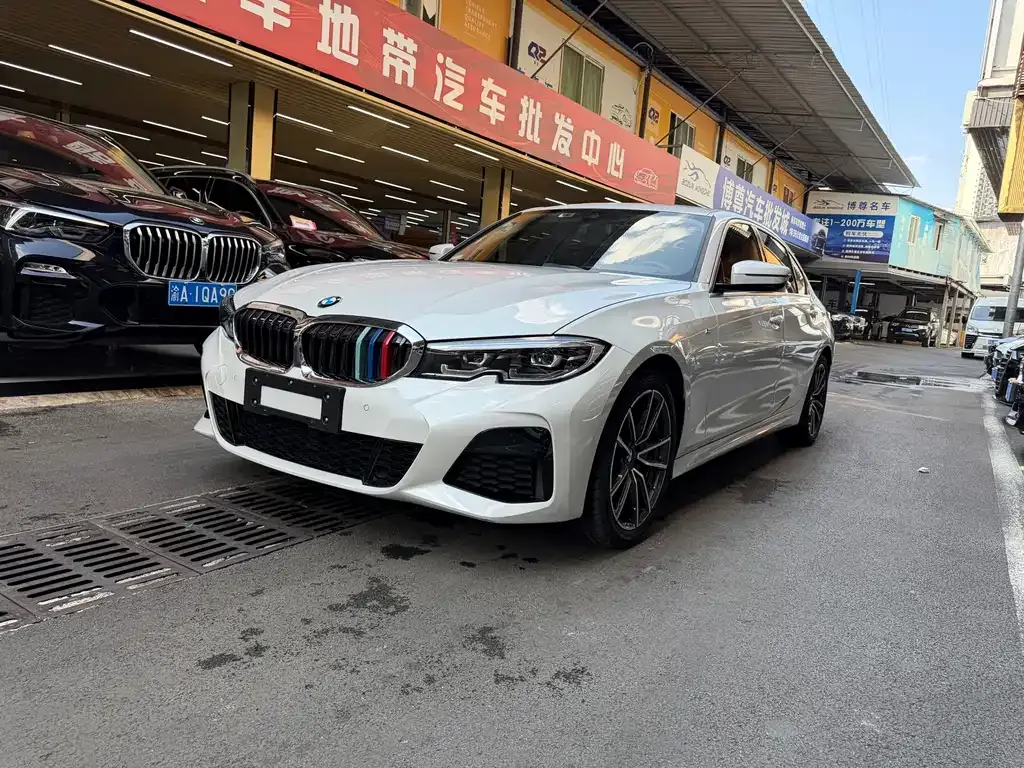 BMW 3 Series — фото 1