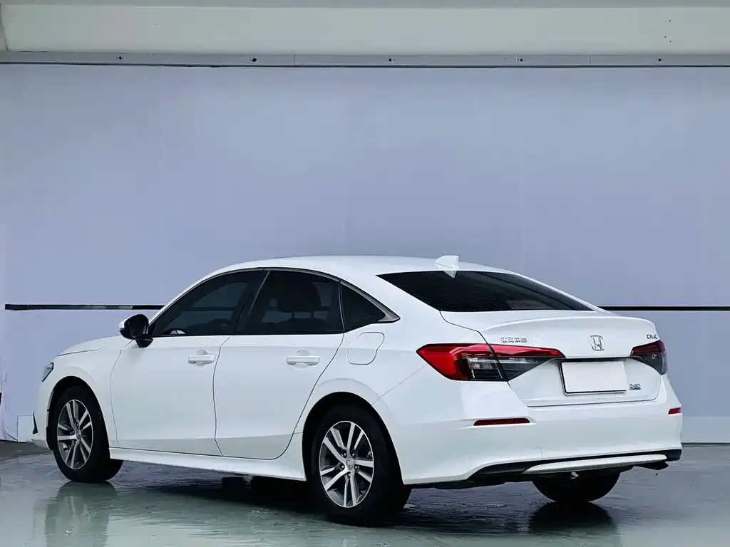 Honda Civic — фото 8