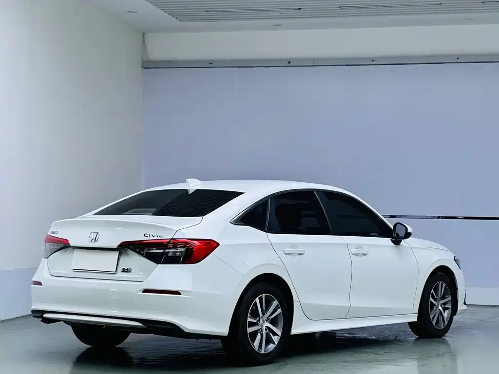 Honda Civic — фото 4