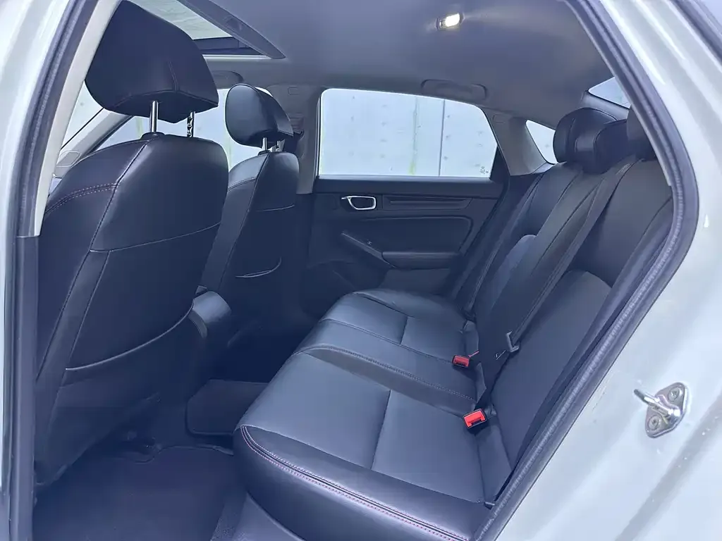 Honda Civic — фото 6