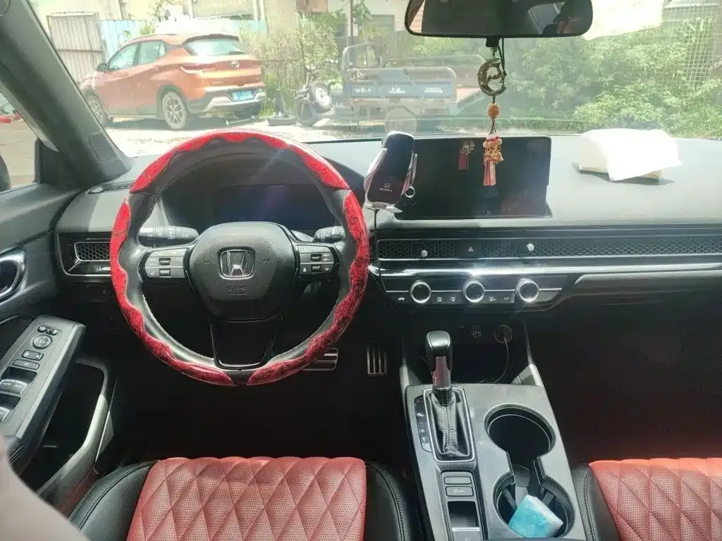Honda Civic — фото 8