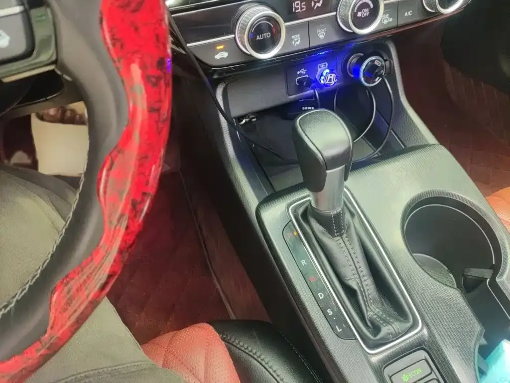 Honda Civic — фото 5