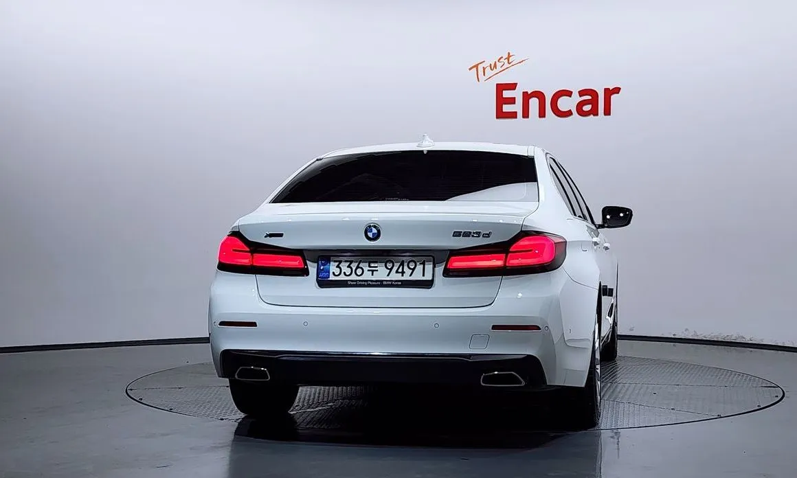 BMW 5-Series 2021 из KR, фото 3