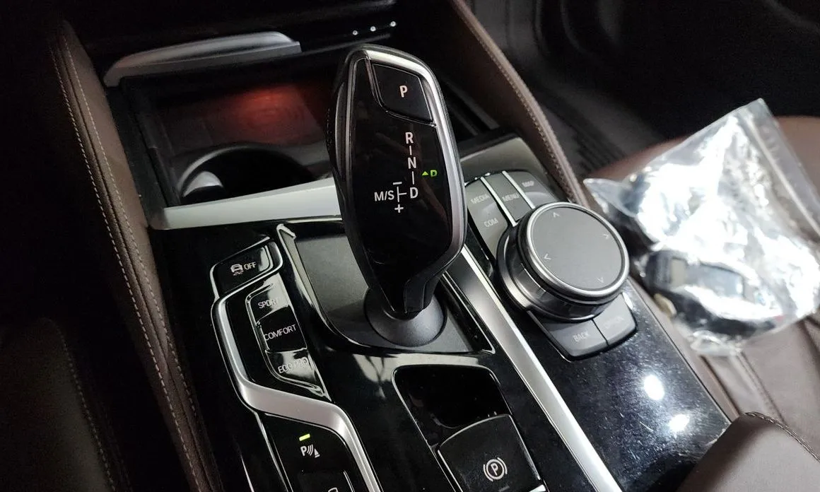 BMW 5-Series 2021 из KR, фото 6