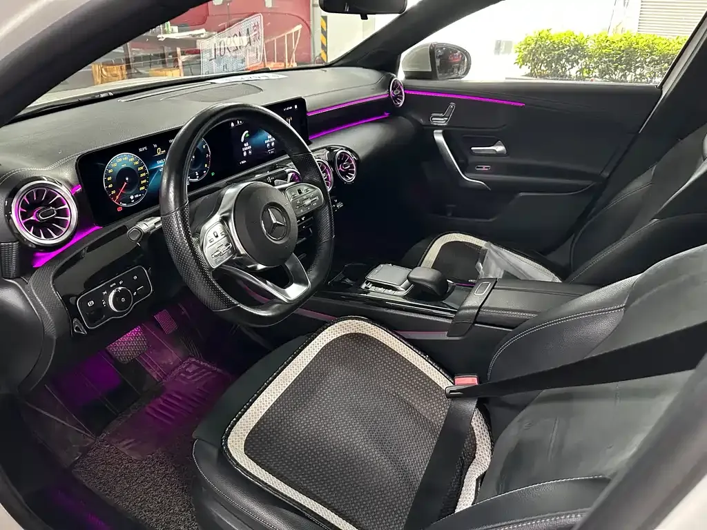 Mercedes-Benz A-Class — фото 10