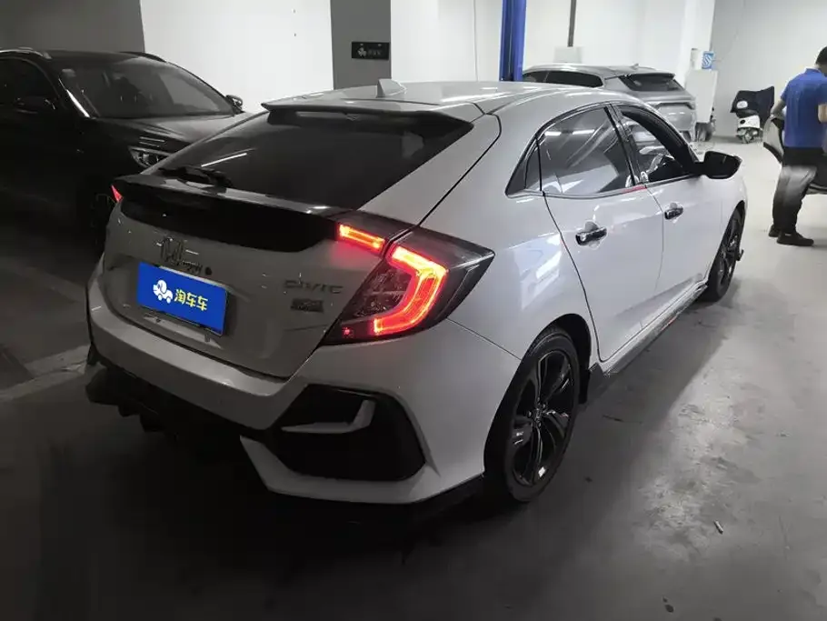 Honda Civic — фото 7