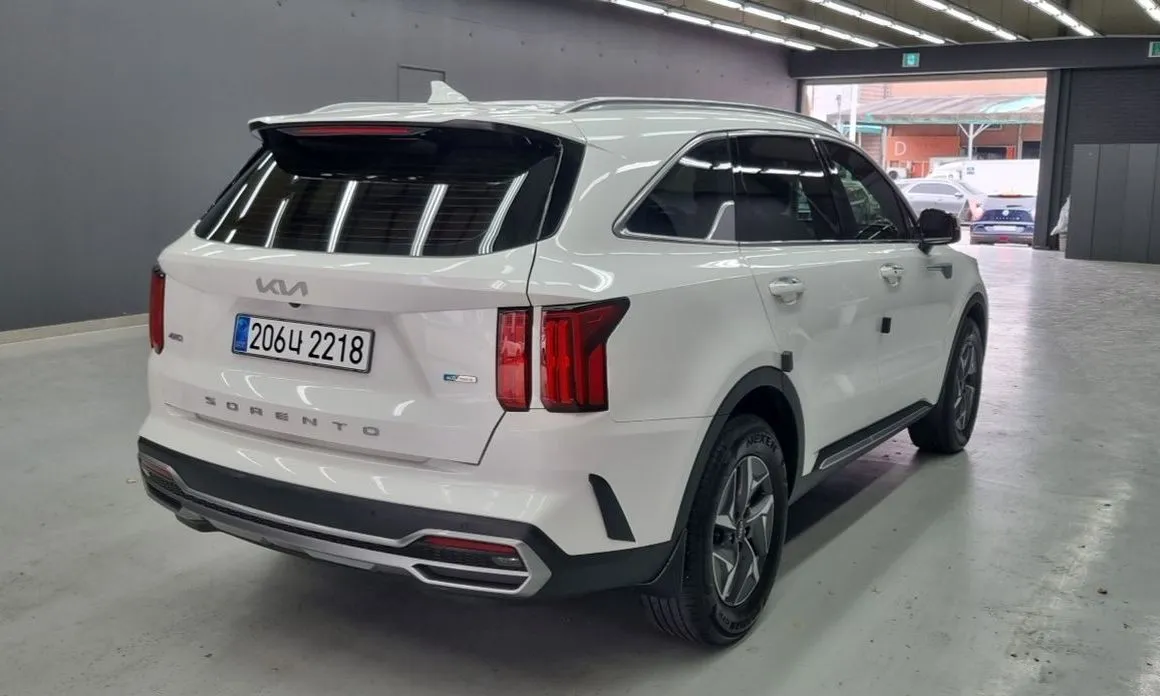 Kia Sorento — фото 5