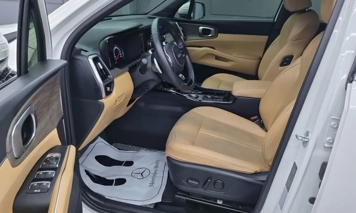Kia Sorento — фото 9