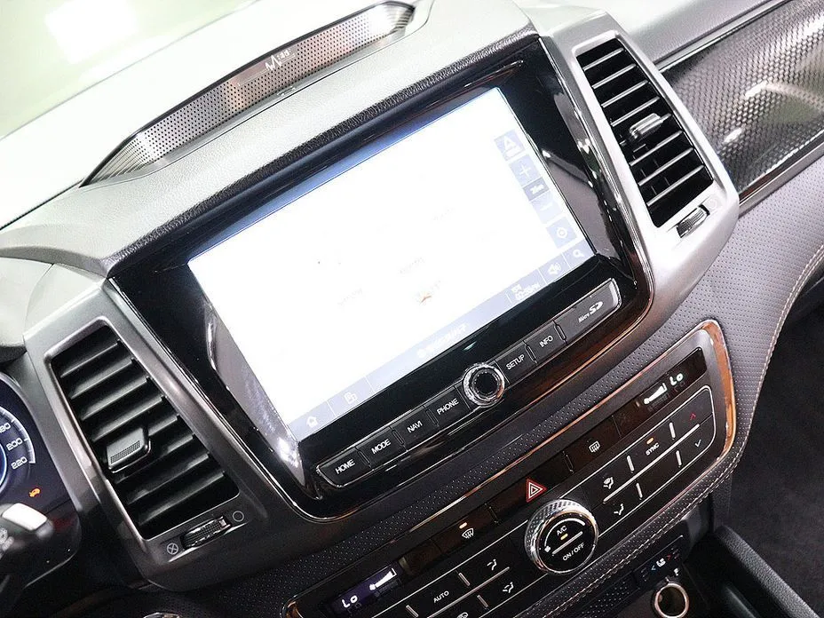 KG Mobility (Ssangyong) Rexton — фото 5