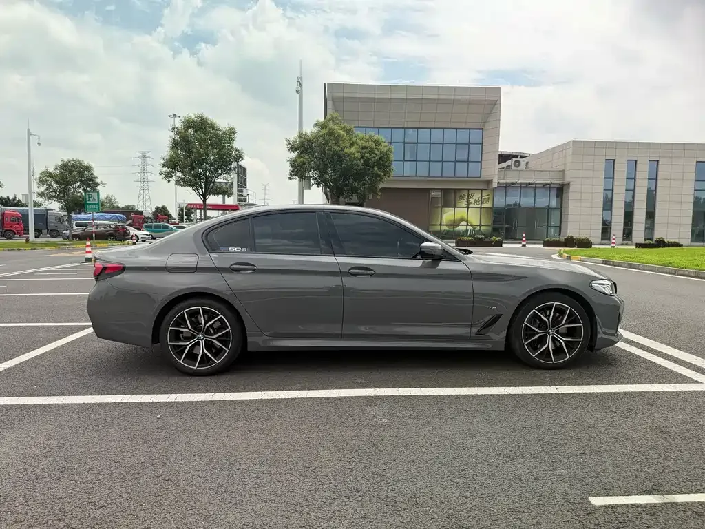 BMW 5 Series (Import) — фото 5
