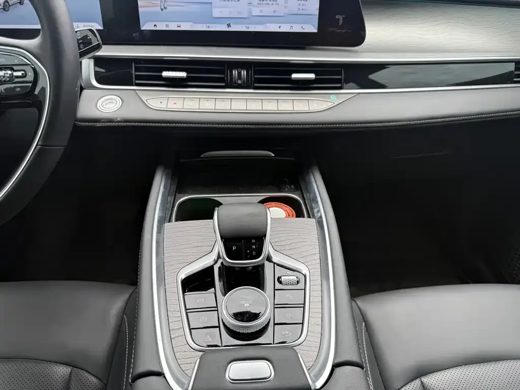 Chery Tiggo 8 PRO — фото 3