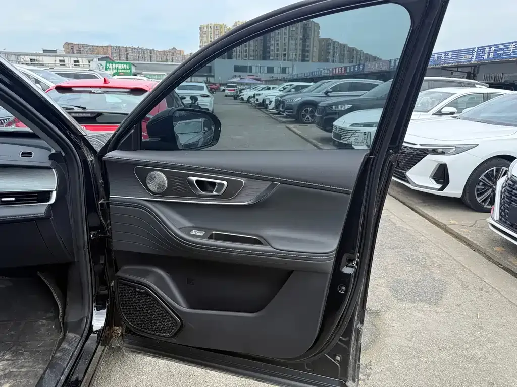 Chery Tiggo 8 PRO — фото 2