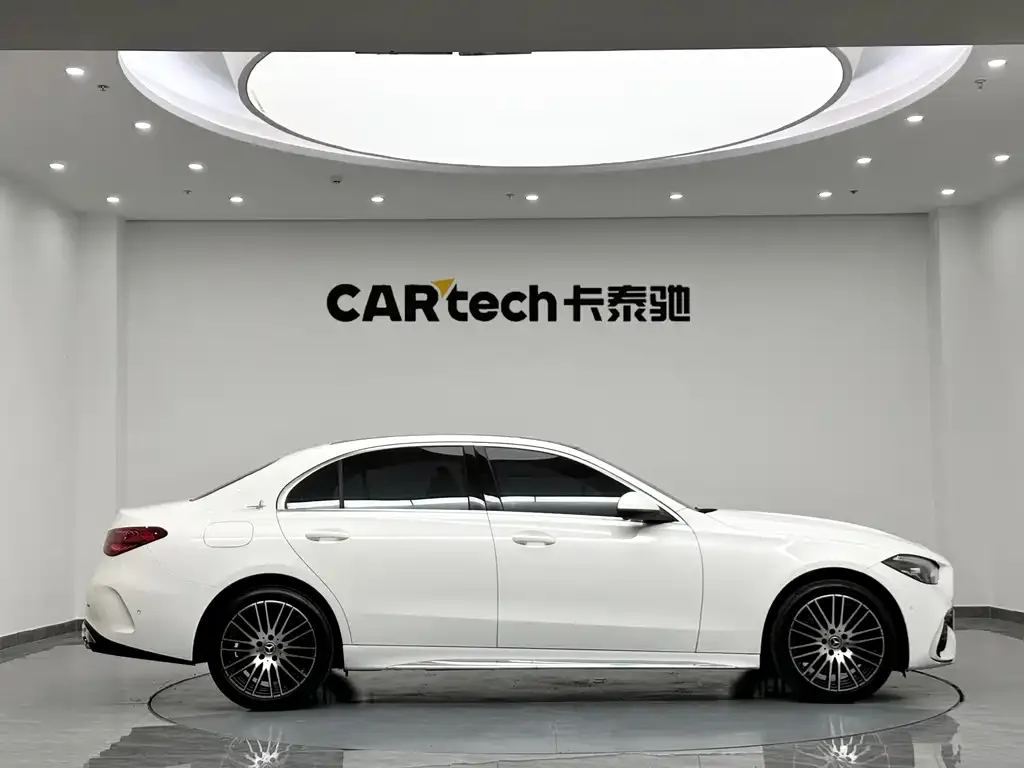 Mercedes-Benz C-Class — фото 2