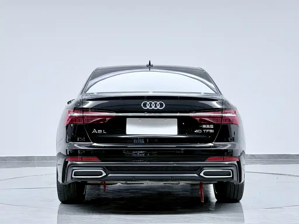 Audi A6L — фото 2