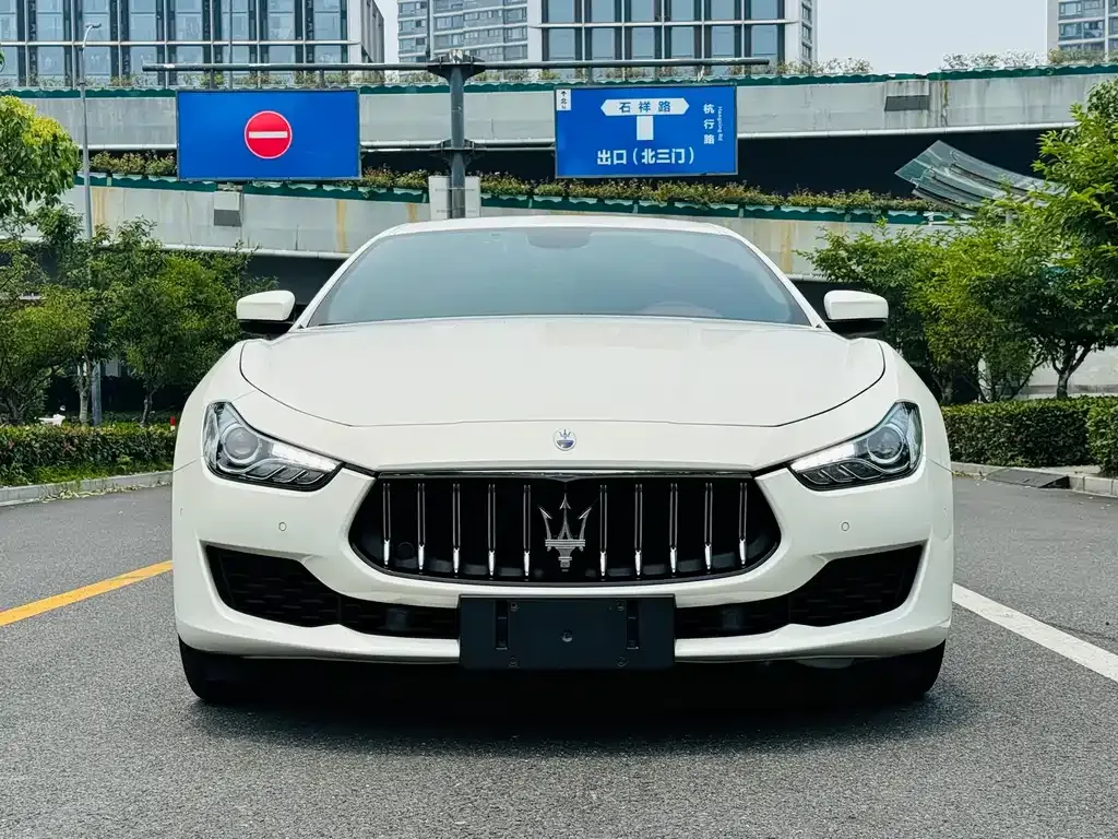 Maserati Ghibli — фото 8