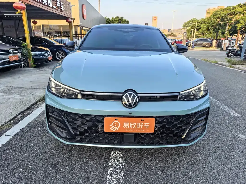Volkswagen Passat — фото 5