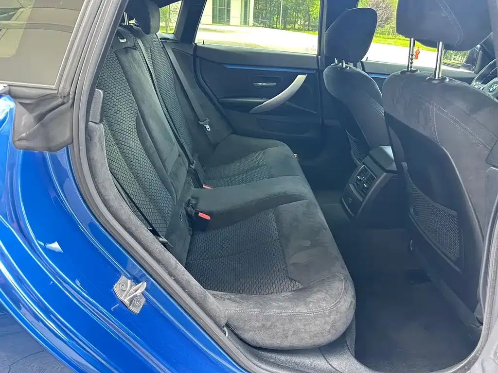 BMW 4 Series 2021 из CN, фото 9