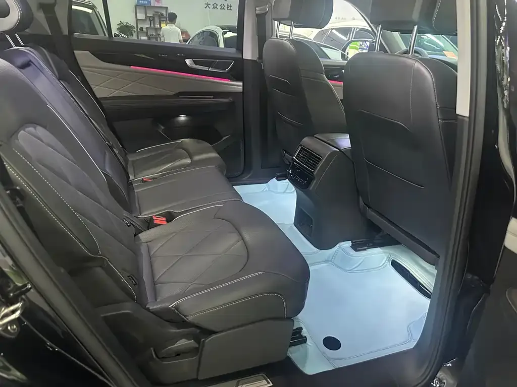 Volkswagen Teramont X 2024 из CN, фото 8