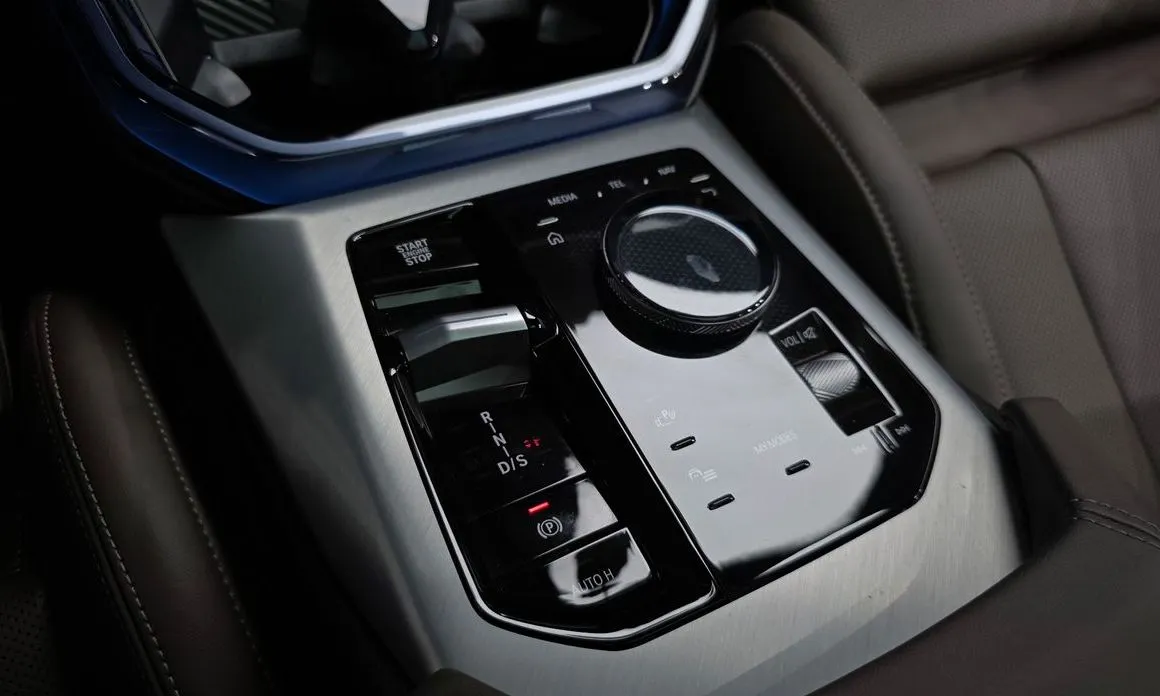 BMW X3 2025 из KR, фото 7