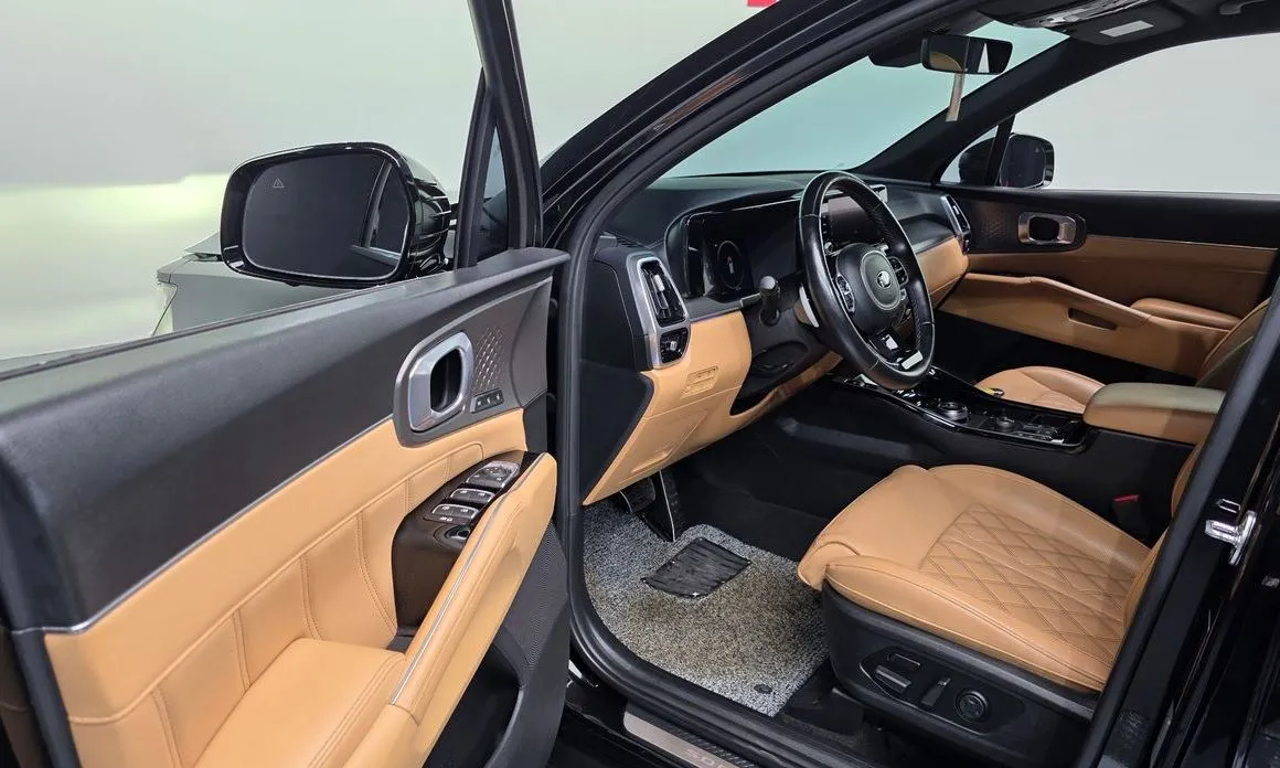 Kia Sorento — фото 9