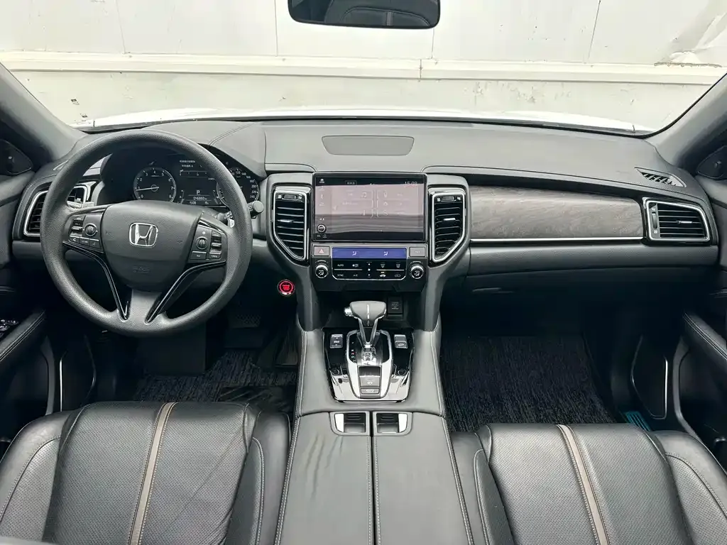 Honda UR-V — фото 10
