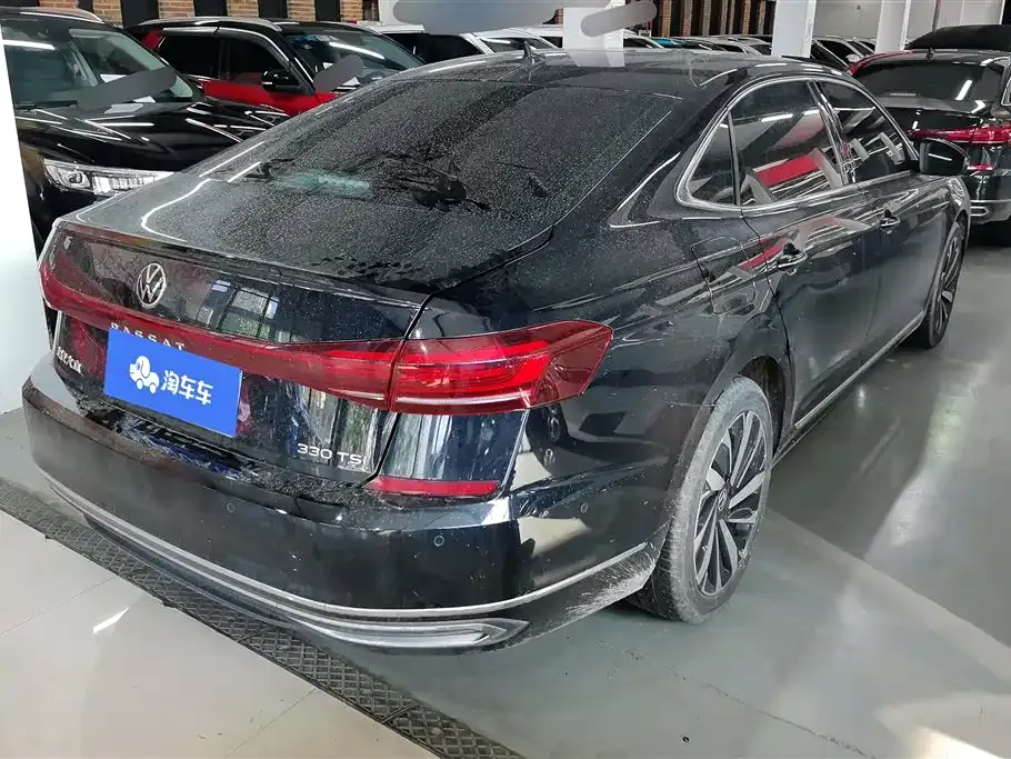 Volkswagen Passat — фото 8