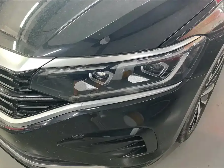 Volkswagen Passat — фото 2