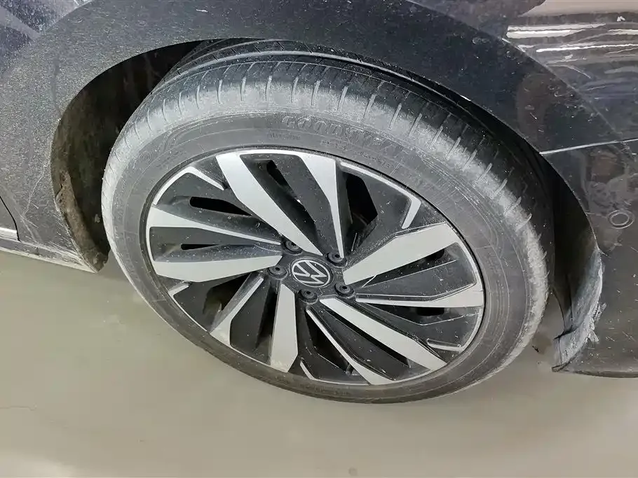 Volkswagen Passat — фото 5