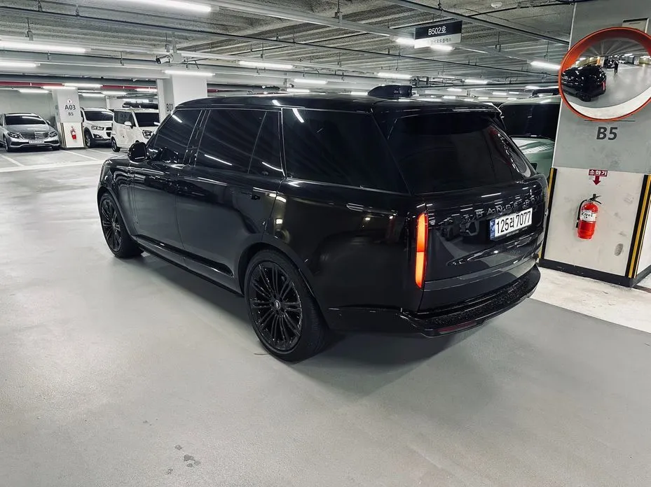 Land Rover Range Rover 2023 из KR, фото 9