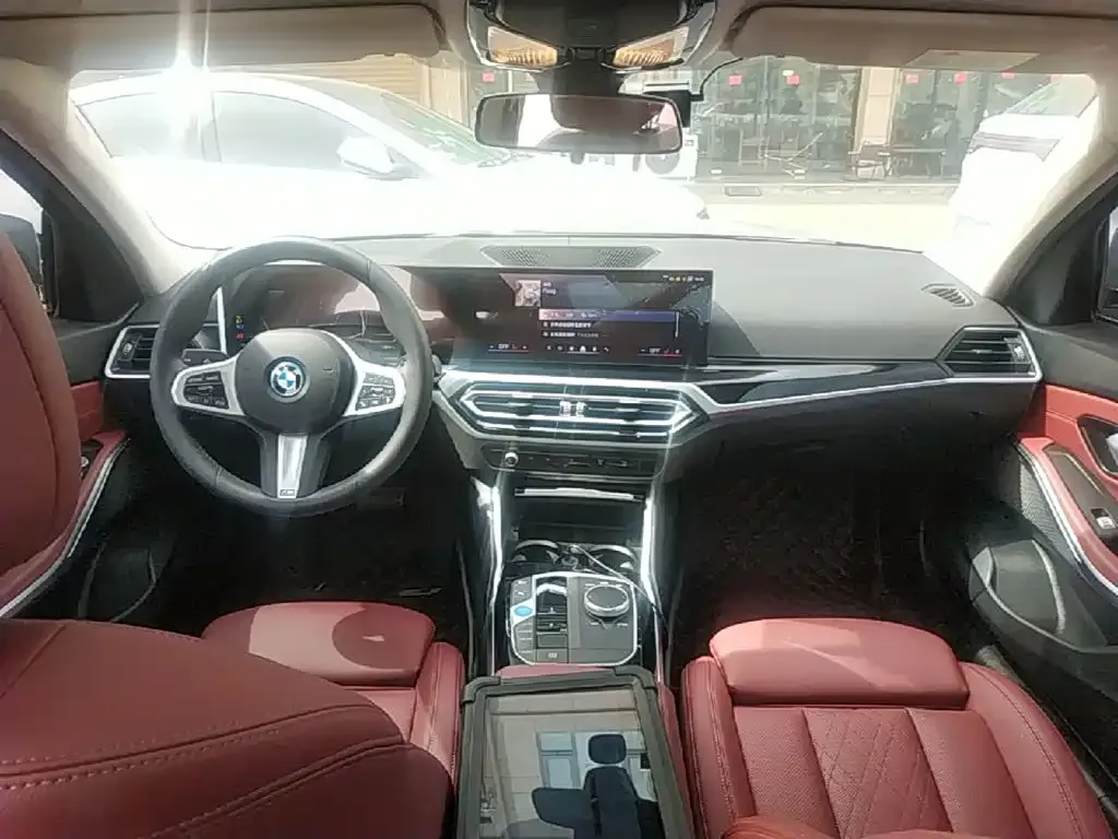 BMW i3 — фото 10