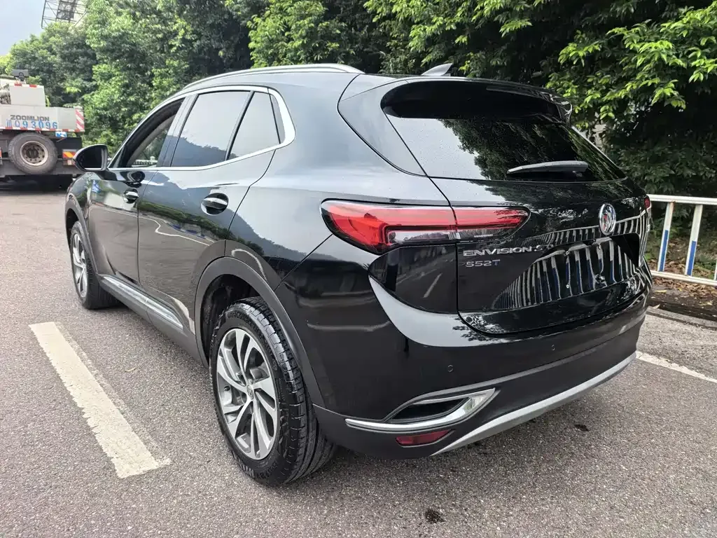 Buick Envision S — фото 10