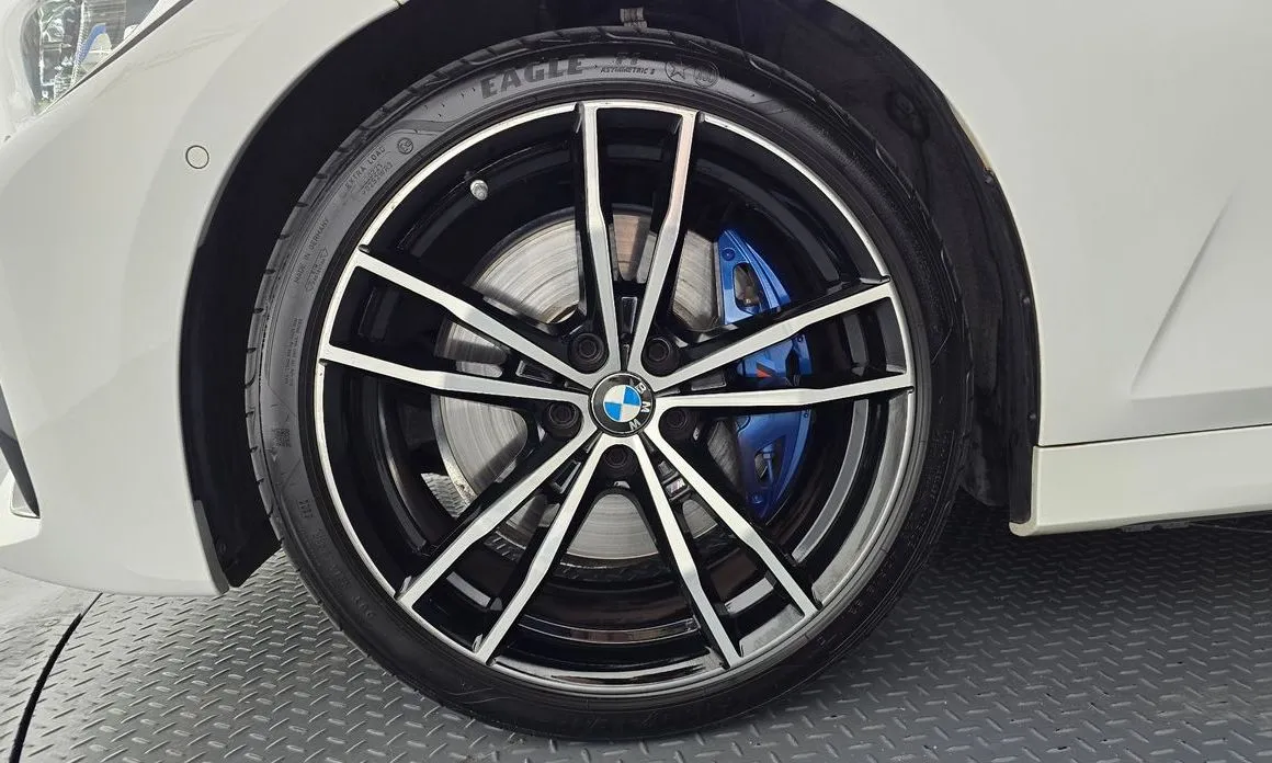 BMW 3-Series 2022 из KR, фото 7