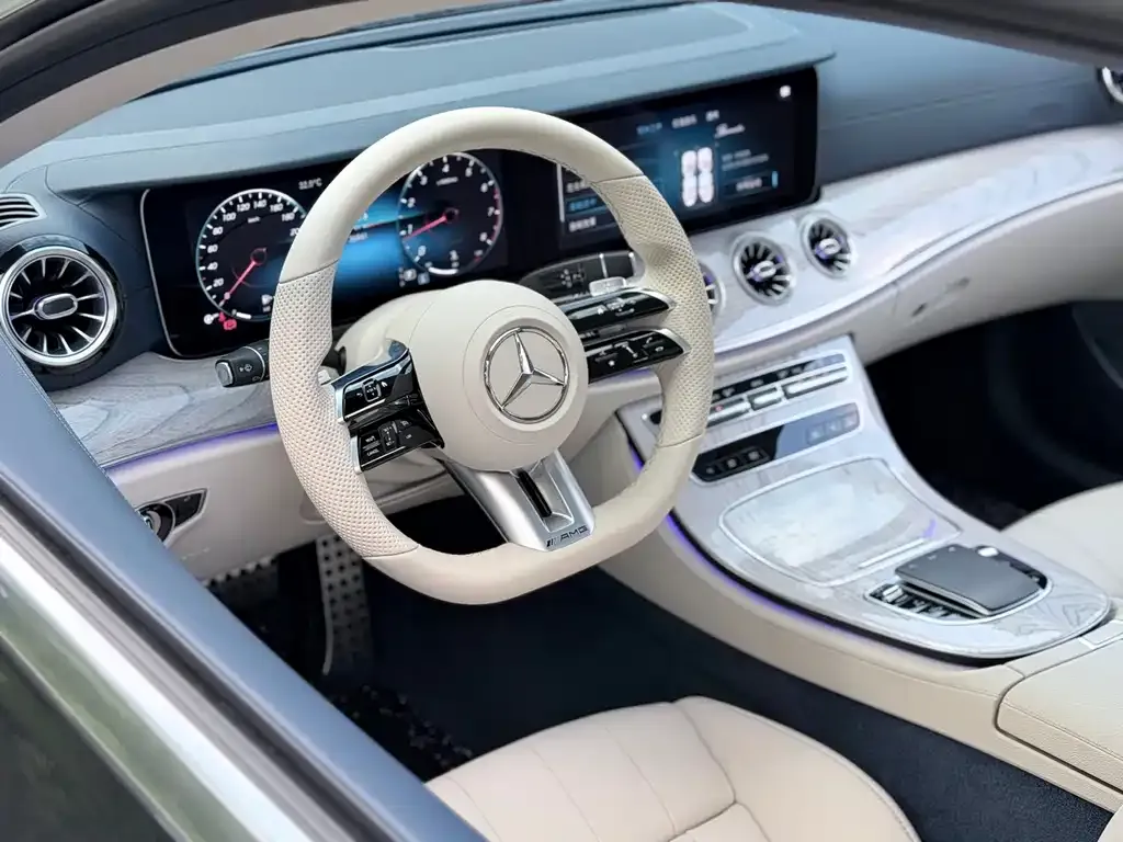 Mercedes-Benz E-Class (Import) — фото 3