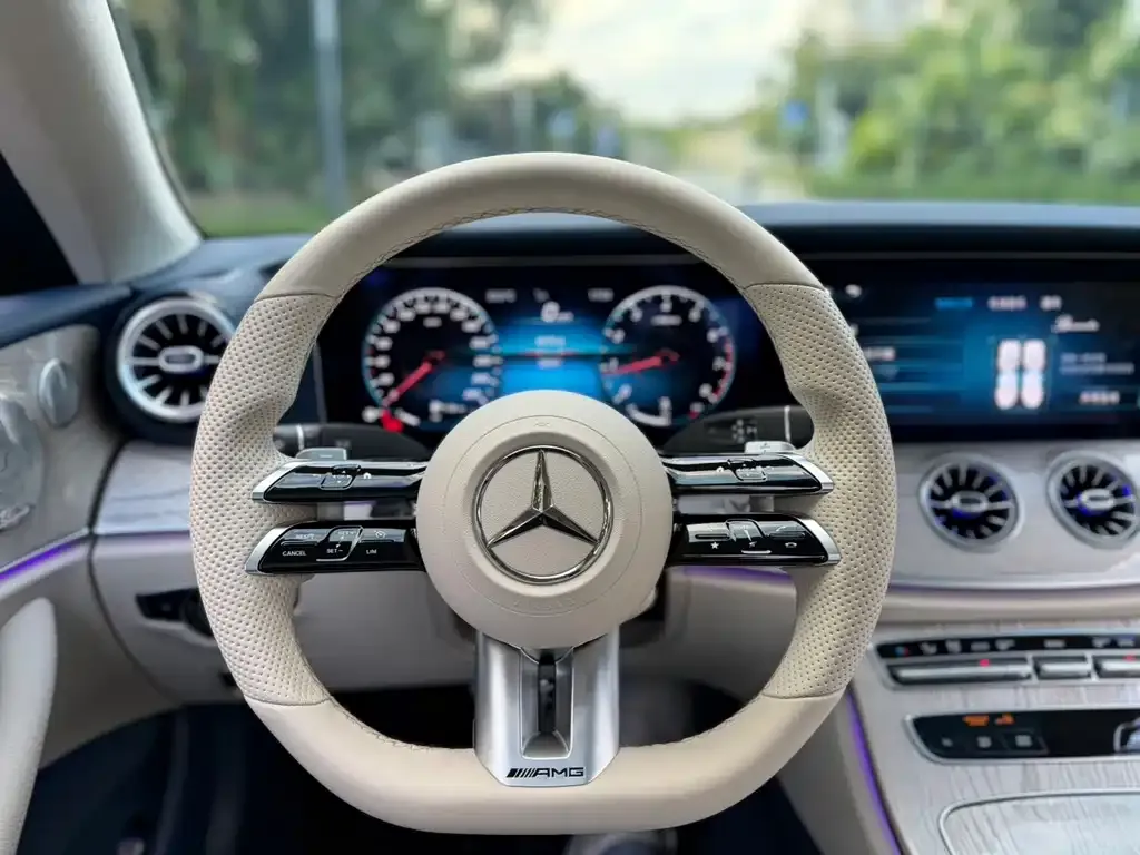 Mercedes-Benz E-Class (Import) — фото 2